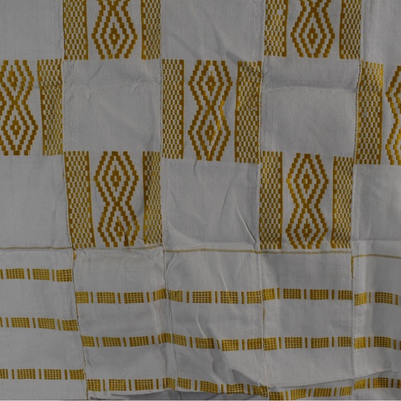 K10 Authentic Handmade African Kente Cloth Fabric - Picture 2 of 3